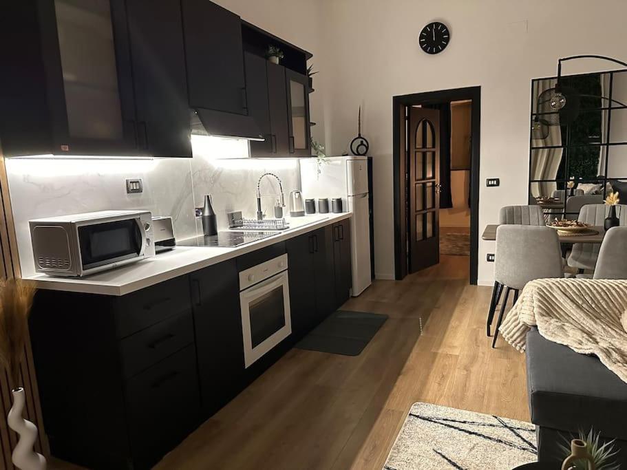 Apartamento La Casa Di Marlu - Gorgeous Flat In Catania Centre Exterior foto